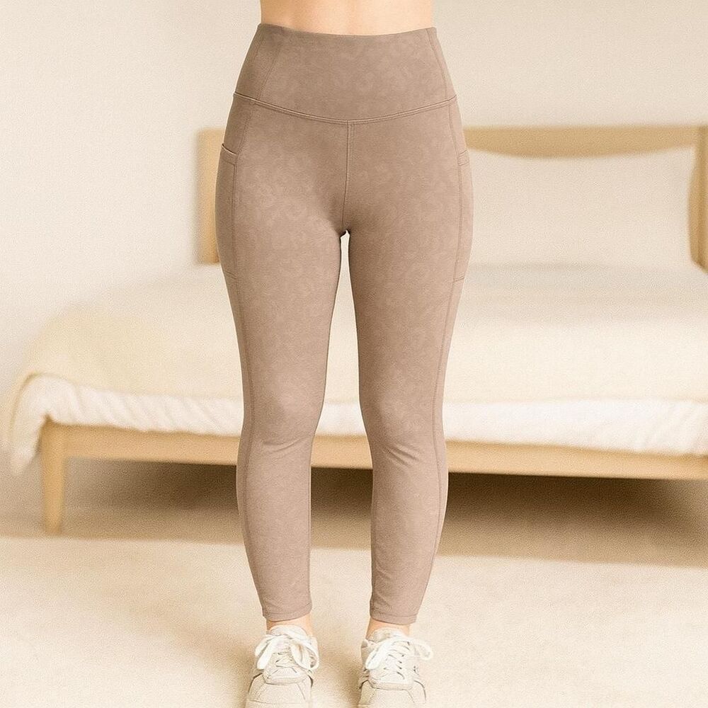 Unbranded Women's Cream and Tan Leggings